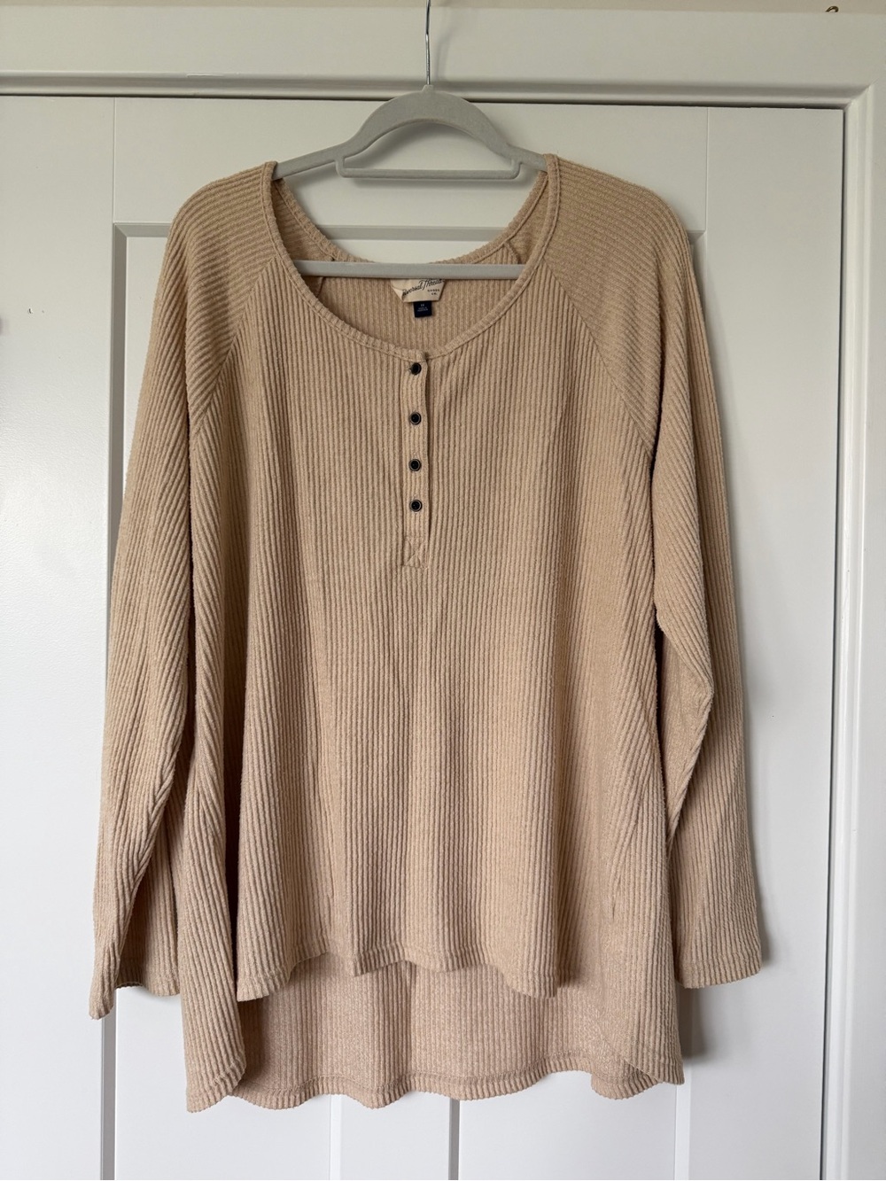 Universal Thread Cream Ribbed Henley Long Sleeve Top